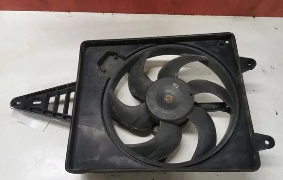 Fiat Bravo - Brava Electric radiator cooling fan 8240077