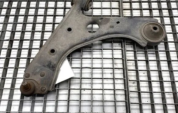 Opel Corsa E Front control arm 