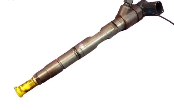 Audi A8 S8 D3 4E Fuel injector