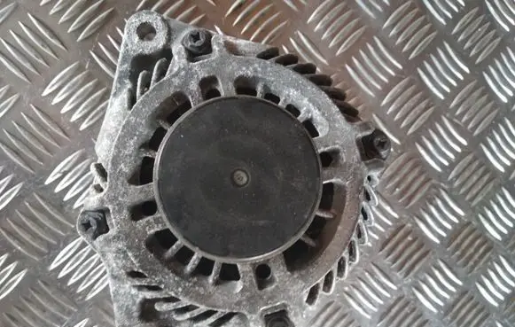 Subaru Legacy Generator/alternator 23700AA590 A3TG4381 8227