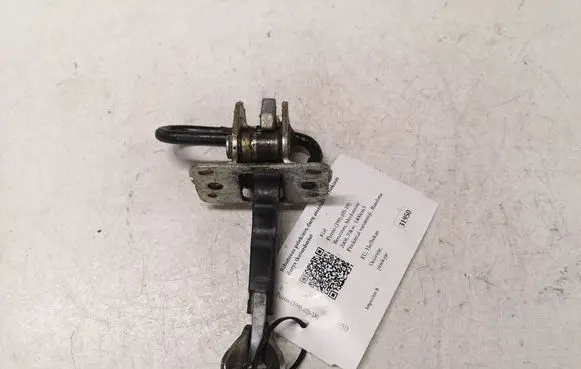 Fiat Punto (199) Front door check strap stopper