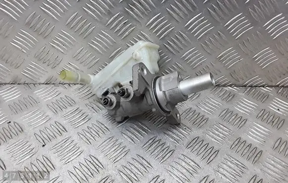 Ford Fiesta Master brake cylinder 2A032