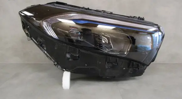 Mercedes-Benz EQA Headlight/headlamp A2439069000 Q05ZGS004 01577902
