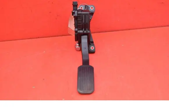 Toyota Yaris Verso Accelerator throttle pedal 780100D010
