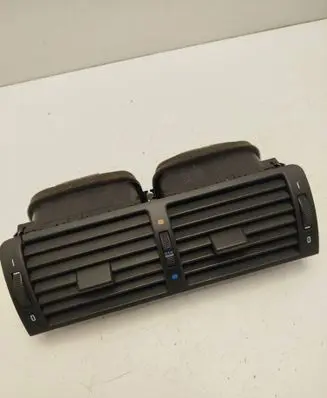 BMW 3 E46 Dash center air vent grill 8361895 0000000