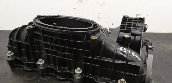 Mercedes-Benz Sprinter W906 Intake manifold A6510900037