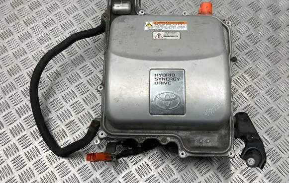 Toyota Prius (XW20) Voltage converter inverter G920047121 SA13YC431