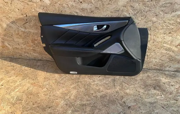 Infiniti Q50 Sliding door card 