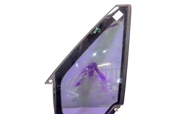 Ford Transit - Tourneo Connect Front door window glass four-door 