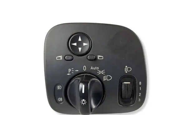 Mercedes-Benz C W203 Light switch A2035450604