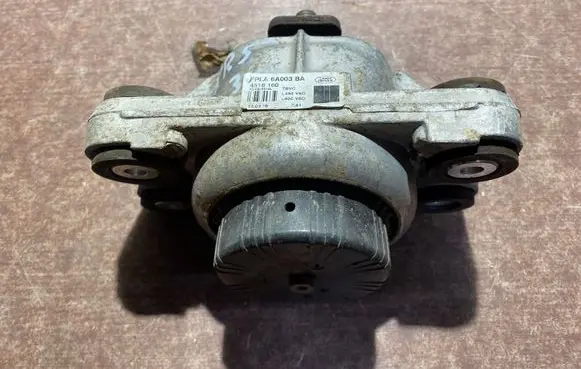 Land Rover Range Rover Sport L494 Engine mount bracket FPLA6A003BA
