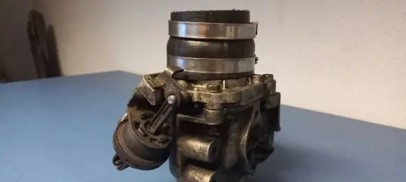 Renault Espace - Grand espace IV Throttle valve 8200056350
