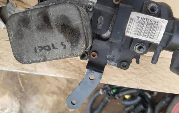Ford Ecosport Engine oil radiator 