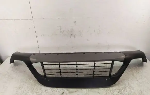BMW X1 F48 F49 Front bumper lower grill 7354773