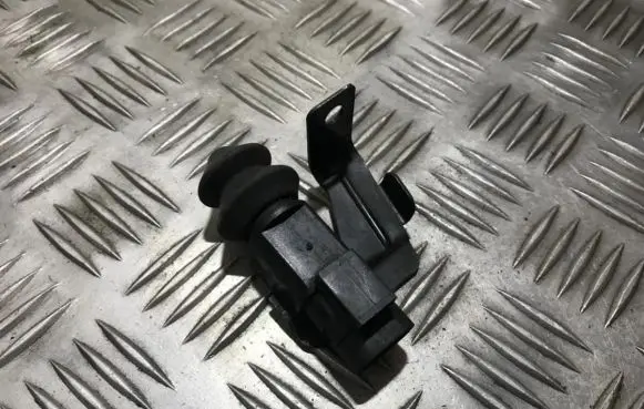 Opel Meriva A Central locking switch button 95700