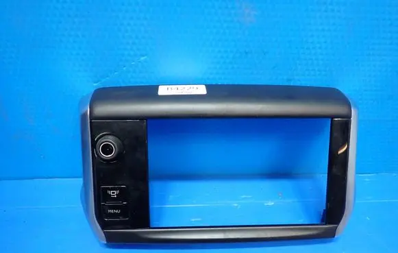 Peugeot 307 Radio/GPS head unit trim 9673861377