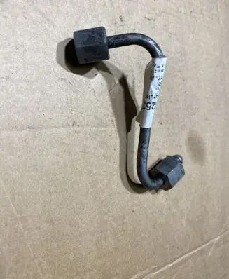 Mercedes-Benz Sprinter W906 Fuel injector supply line/pipe A6510702533 6510704533
