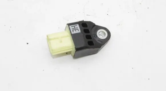 Lexus IS III XE30 Airbag deployment crash/impact sensor 8983153050