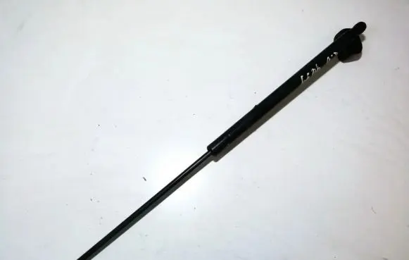 KIA Sorento Tailgate/trunk strut/damper 811813e010