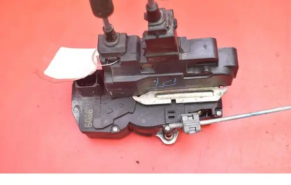 Chevrolet Captiva Rear door lock