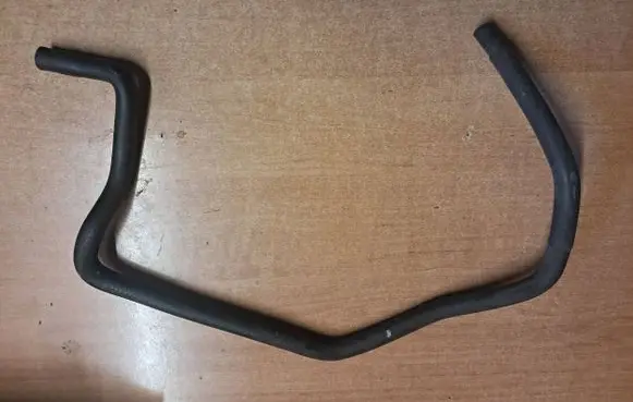 Mercedes-Benz E W124 Engine coolant pipe/hose 1248306996
