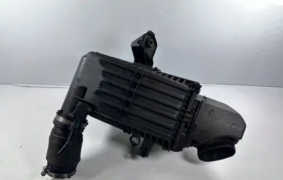 Renault Espace - Grand espace V Air filter box 165007664RMM