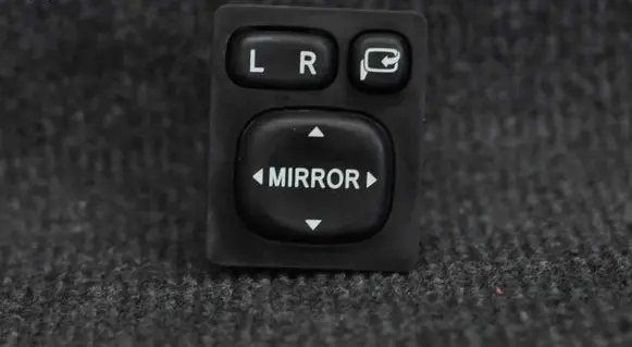 Toyota iQ Other switches/knobs/shifts 769747