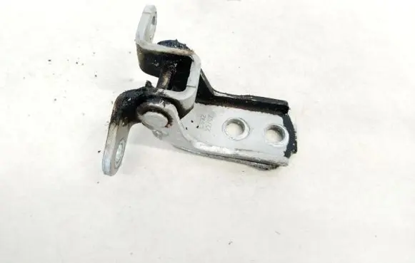 Toyota Aygo AB10 Front door upper hinge