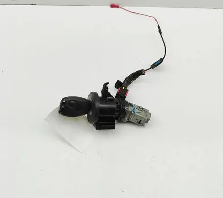 Renault Master III Ignition lock 8200405701F 281133492