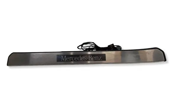 Mercedes-Benz S W221 Front sill trim cover A2216800135
