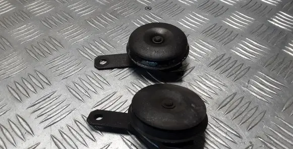Toyota Land Cruiser (J120) Horn signal