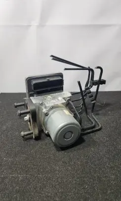 Mercedes-Benz E W213 ABS Pump A2134315900 A002V916