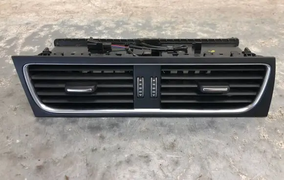 Audi A4 S4 B8 8K Dash center air vent grill 8T1820951E