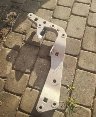 BMW 7 F01 F02 F03 F04 Gearbox mounting bracket 6861583 2232