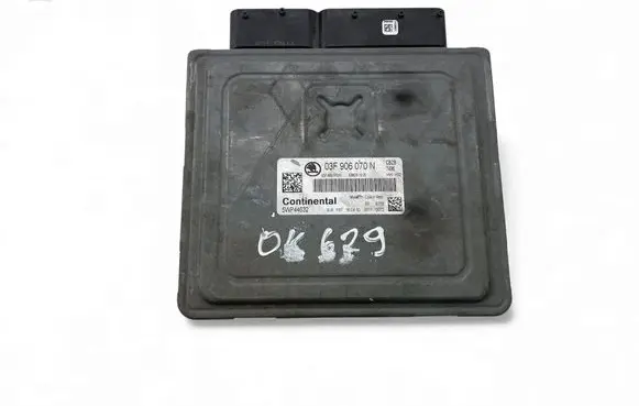 Skoda Fabia Mk2 (5J) Engine control unit/module ECU 03F906070N