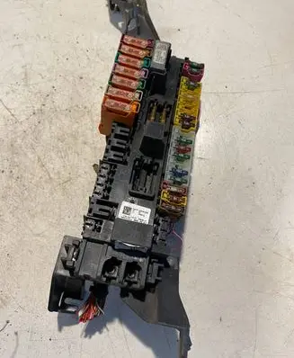 Mercedes-Benz GLE (W166 - C292) Fuse module A1665402350 13935426