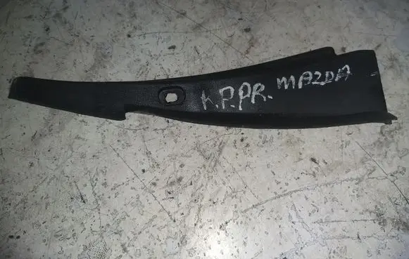Mazda 6 Fender mounting bracket GS8S51