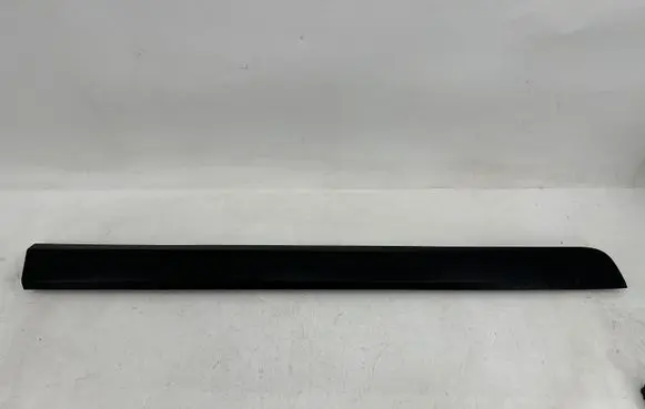 Volvo XC60 Front door trim (molding) 31294845