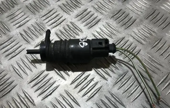 Audi A4 S4 B6 8E 8H Windscreen/windshield washer pump 1j0973722