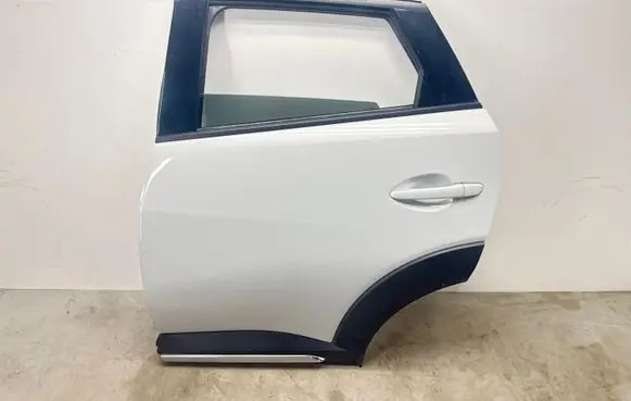Mazda CX-3 Rear door