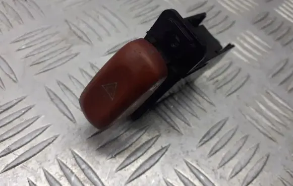 Opel Agila A Hazard light switch