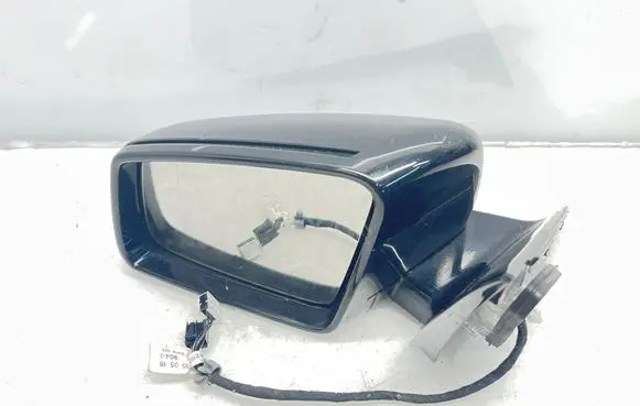 Mercedes-Benz E W212 Front door electric wing mirror A2128100516