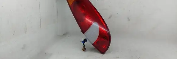 Nissan Almera Tino Rear/tail lights