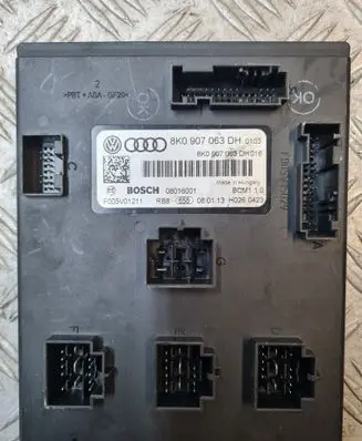 Audi A4 S4 B8 8K Comfort/convenience module 8K0907063DH