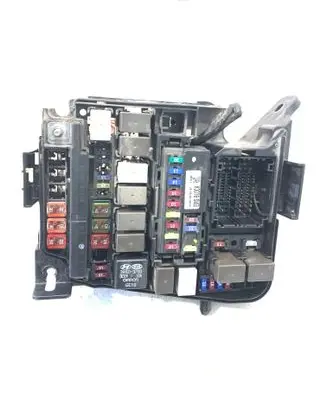 Hyundai i40 Fuse module 919513X140 3916037110
