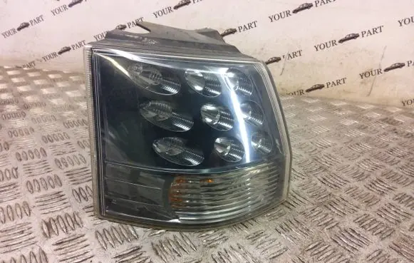 Mitsubishi Outlander Rear/tail lights 220-87813