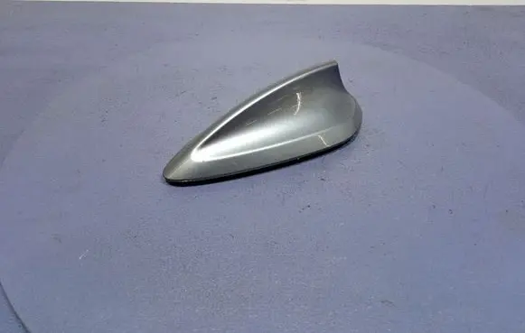 BMW 5 G30 G31 G38 Aerial GPS antenna 6816805
