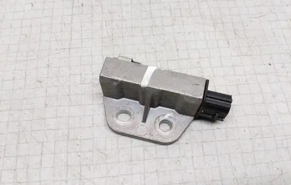 Nissan X-Trail T30 Airbag deployment crash/impact sensor