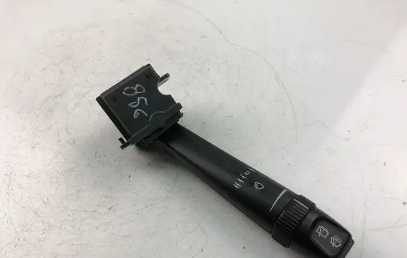 Volvo V70 Indicator stalk 30768100