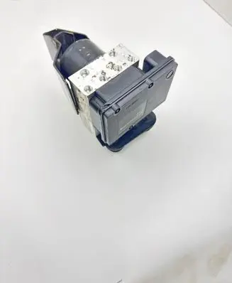 Mercedes-Benz ML W164 ABS Pump A2515450832